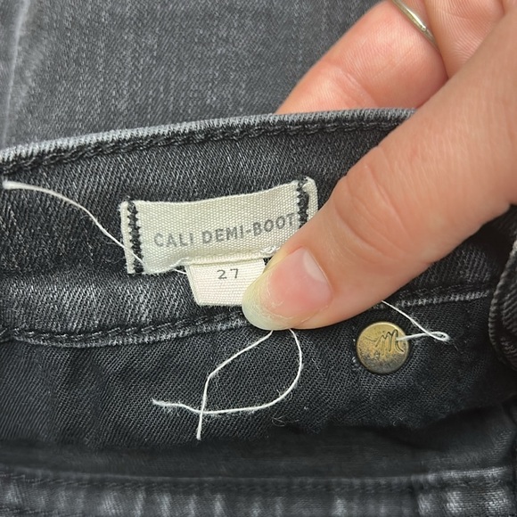 Madewell Cali Demi-Boot Jeans in Edmunds Wash: Raw-Hem Edition - Picture 8 of 13
